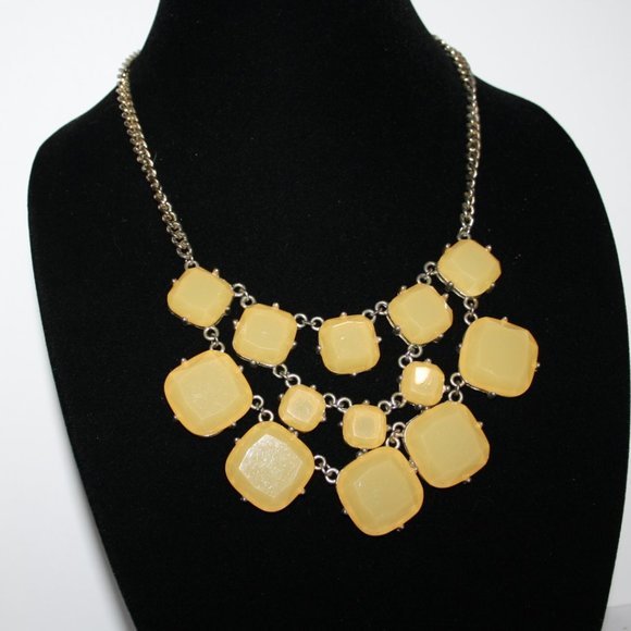 Silver and yellow statement necklace adjust